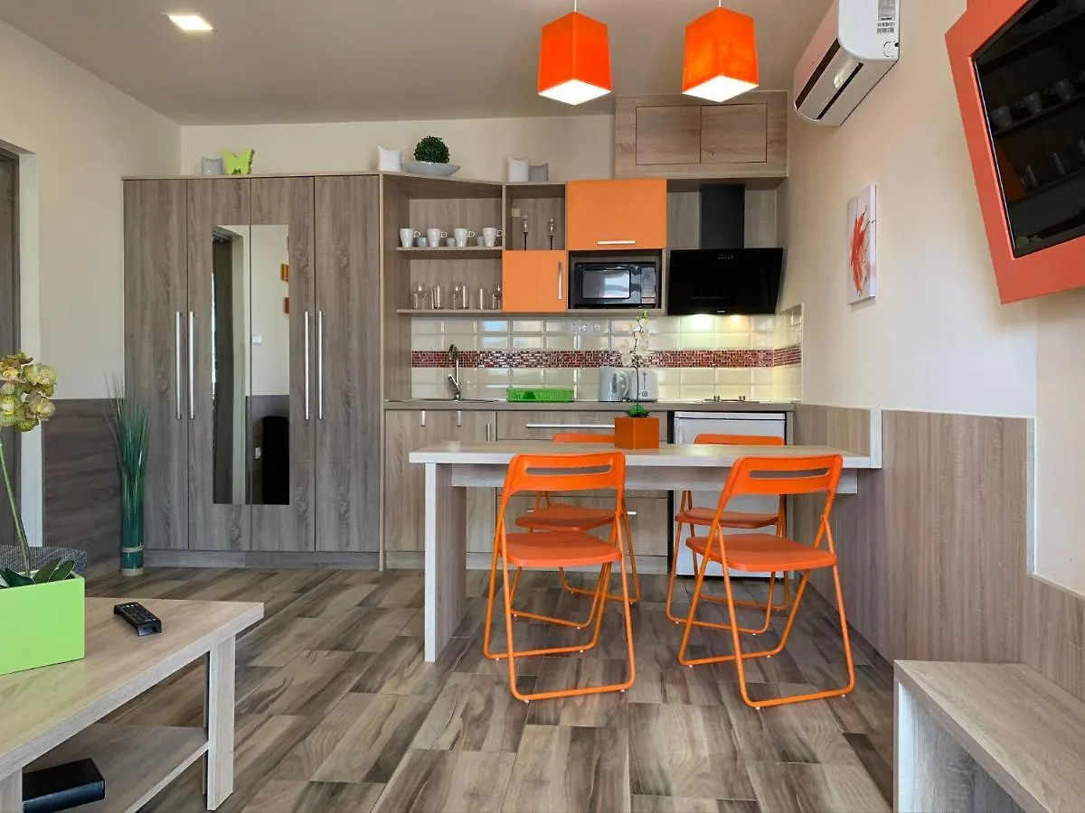 Armada Premium Apartman Hajdúszoboszló 0*,